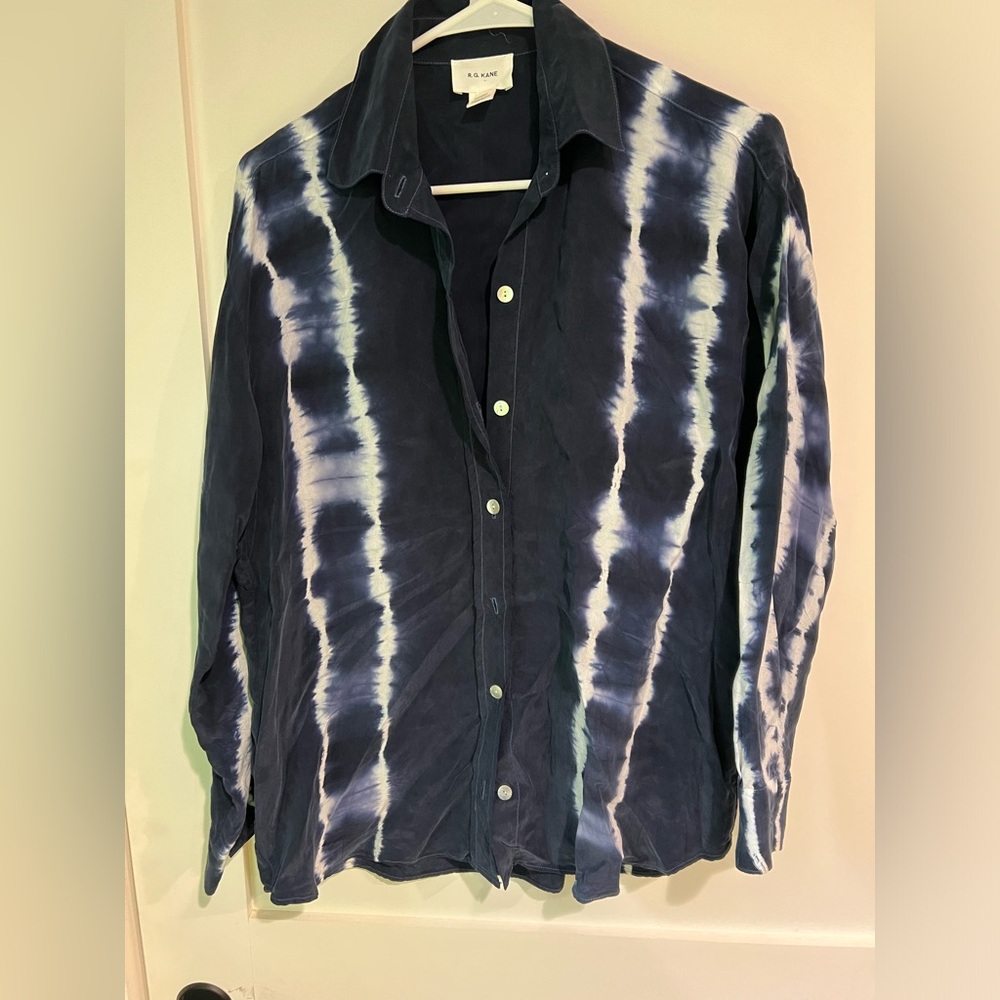 Like new R.G. Kane Button Down _ XS